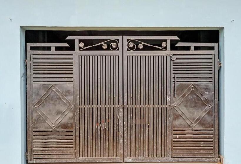 בית מלון כפרי O J M K