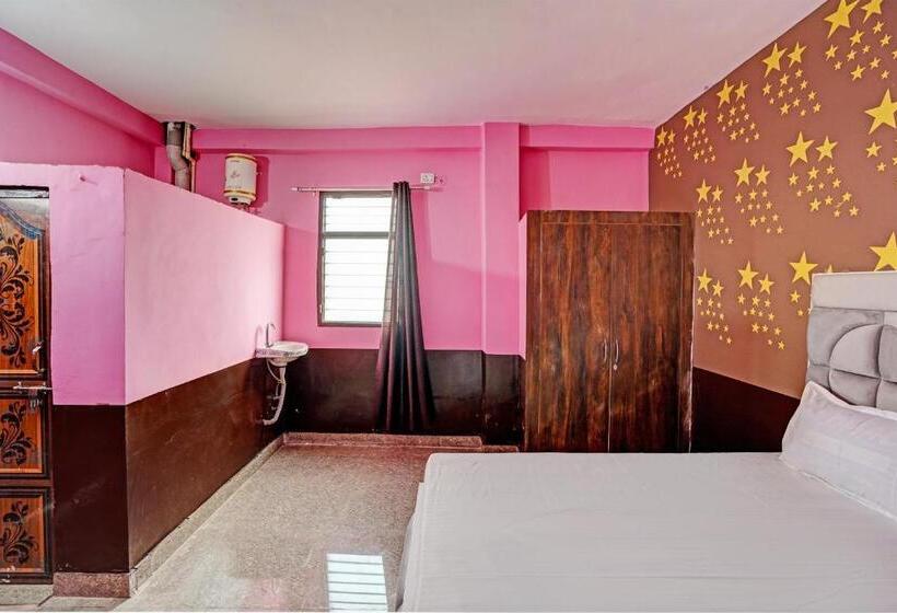 Отель Oyo Sun Burst Residency