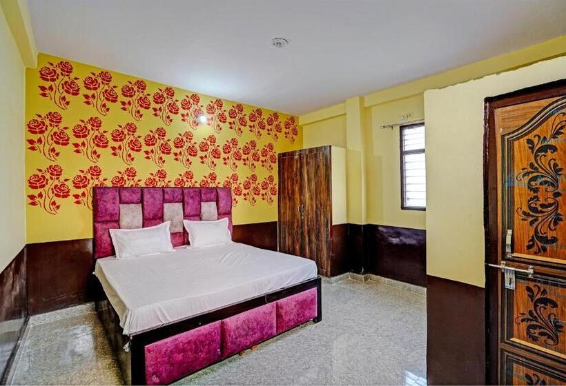 Отель Oyo Sun Burst Residency