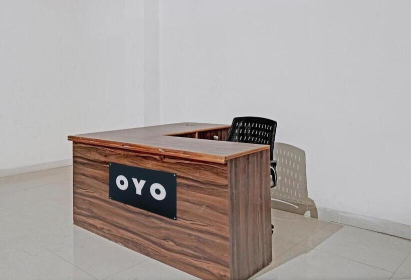 فندق Oyo The Adiitya Inn