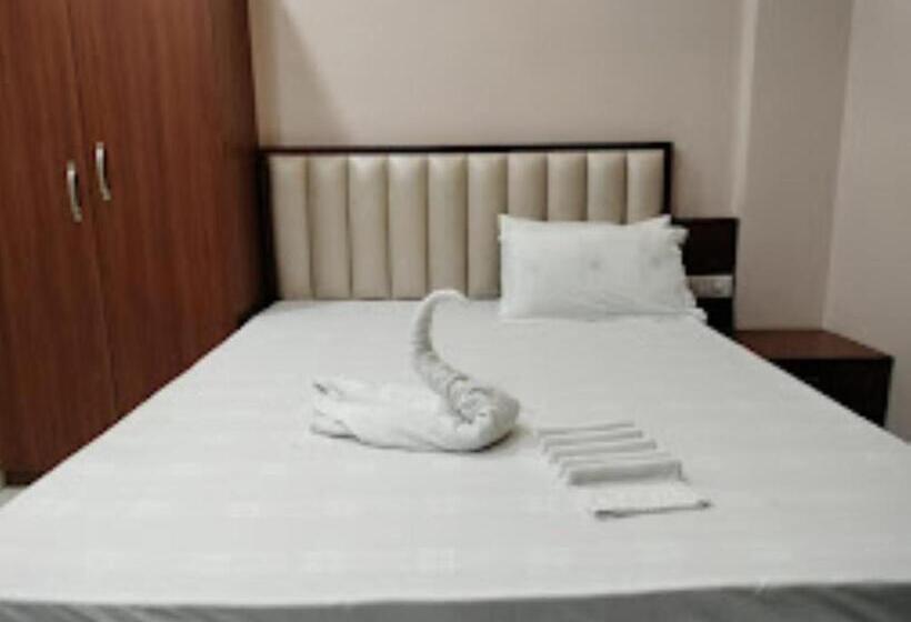 فندق Raj Telgaram