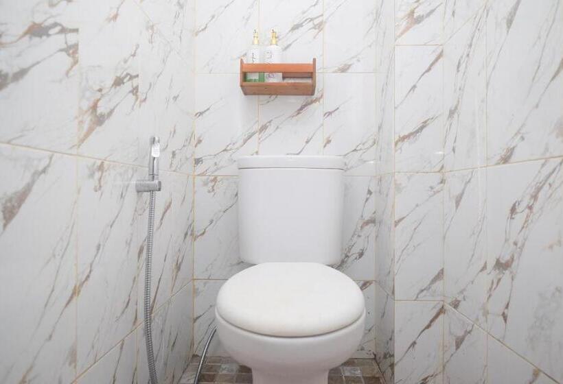 호텔 Reddoorz @ Gentan Raya