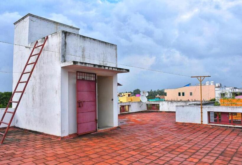 호텔 Revive Inn Pondy   Rooms & Villa