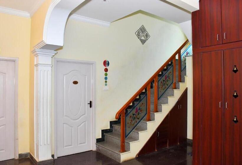 호텔 Revive Inn Pondy   Rooms & Villa