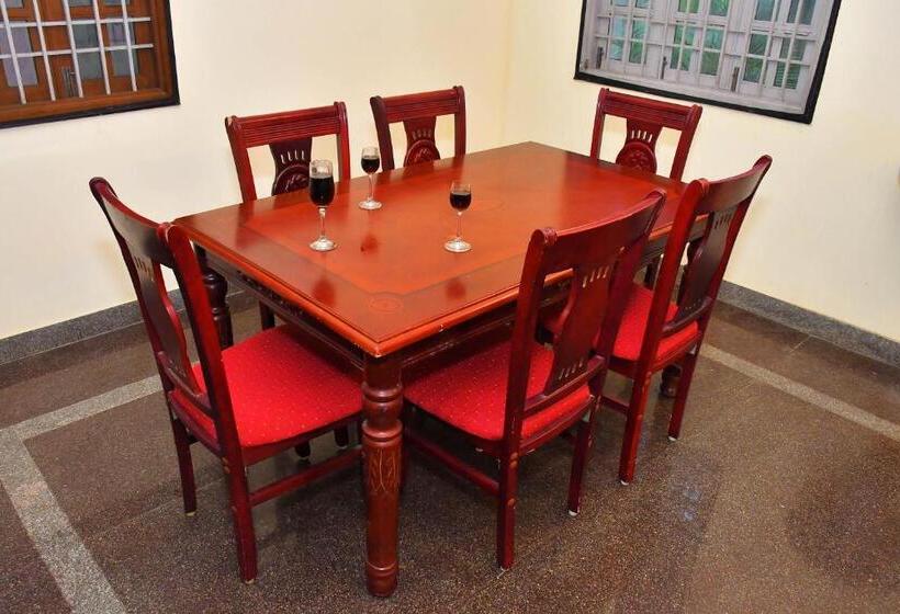 호텔 Revive Inn Pondy   Rooms & Villa