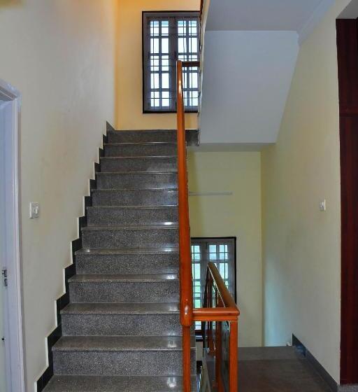 호텔 Revive Inn Pondy   Rooms & Villa