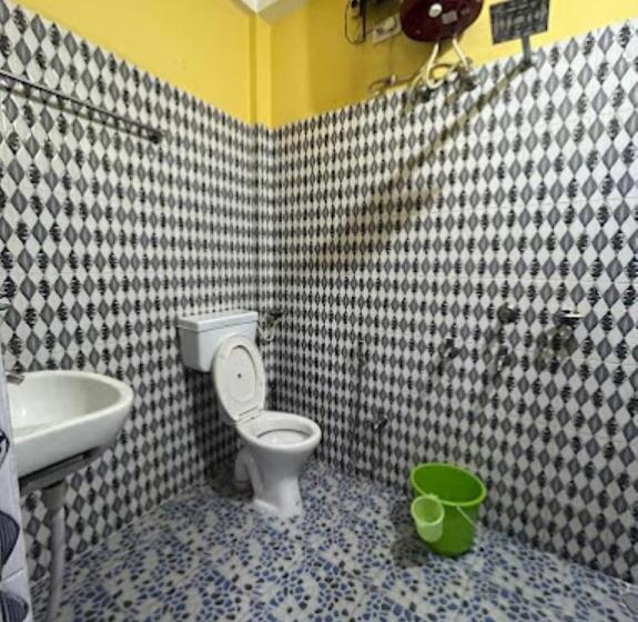 فندق Roop Amrit Guest House , Agartala