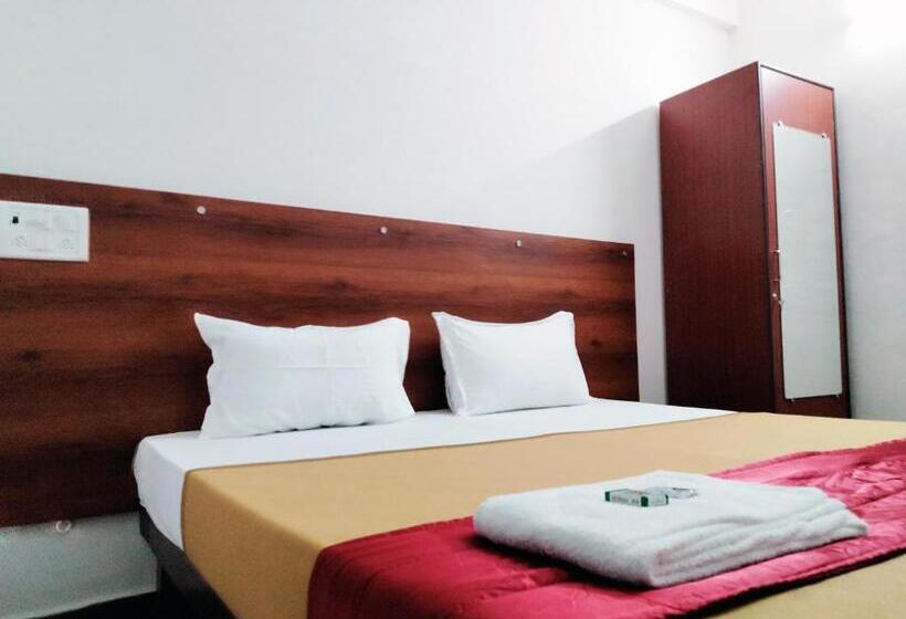 Отель Royal Green Inn