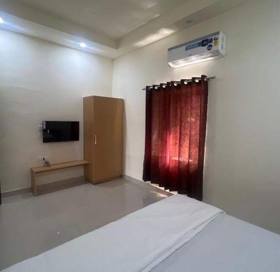 ホテル Ruhaneeyat Home Stay