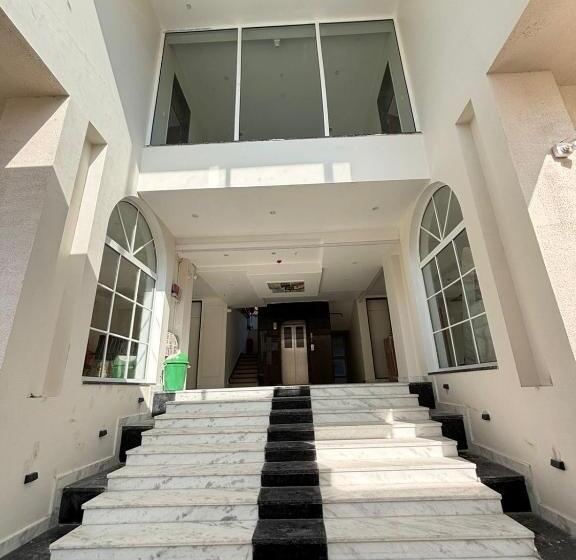 فندق Saaj Mansion