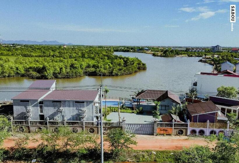 فندق Santaniya Residence