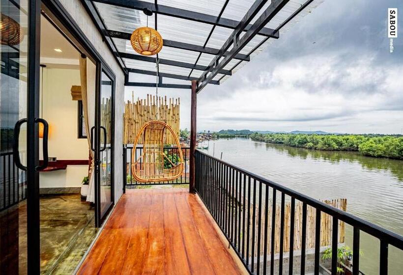 فندق Santaniya Residence