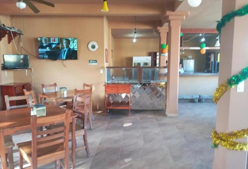 בית מלון כפרי Santo Pozo