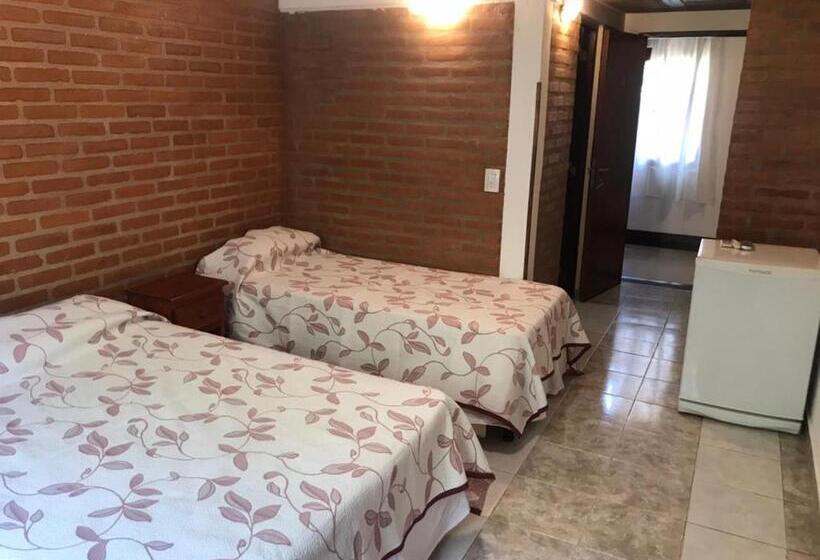 בית מלון כפרי Santo Sol Suites