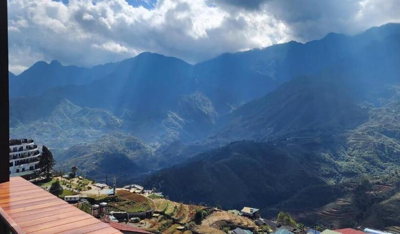 هتل Sapa View Spring Garden