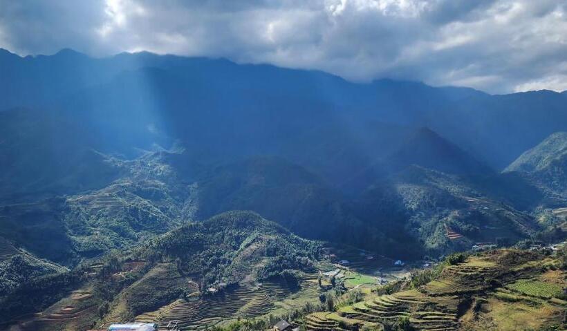 هتل Sapa View Spring Garden