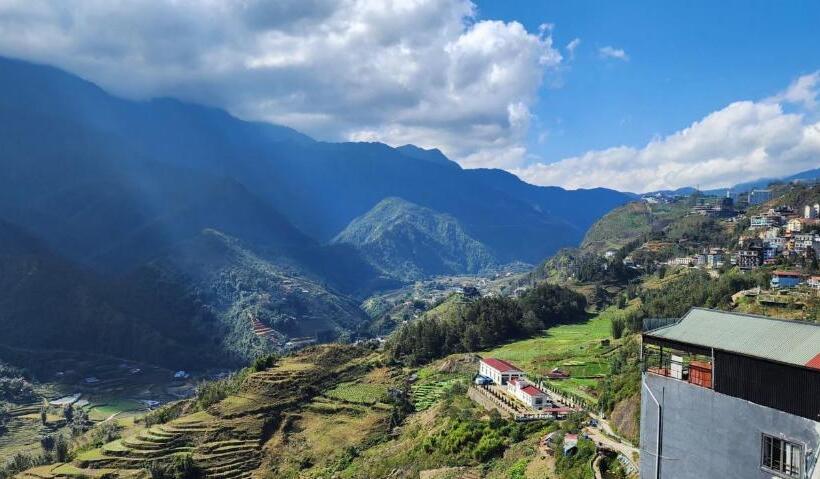 هتل Sapa View Spring Garden