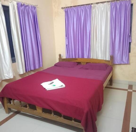 בית מלון כפרי Sea Face