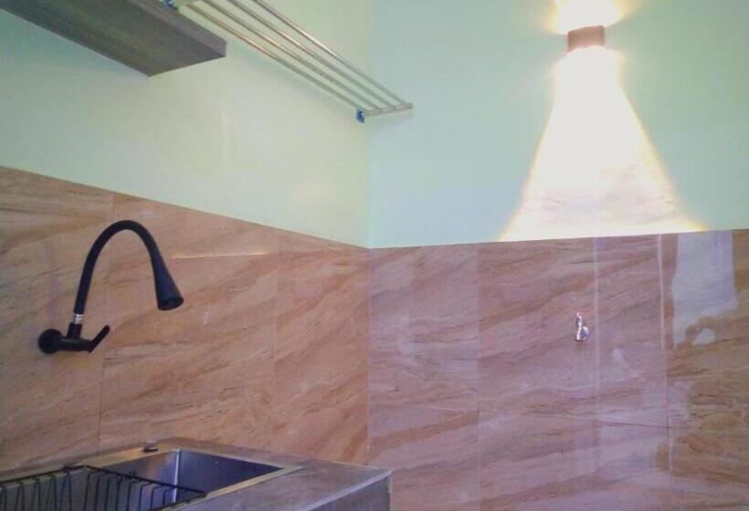 فندق Shiva Home Syariah Redpartner Near Alun Alun Tegal