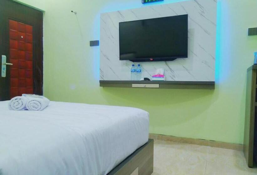 فندق Shiva Home Syariah Redpartner Near Alun Alun Tegal