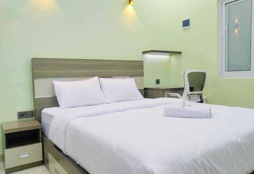 فندق Shiva Home Syariah Redpartner Near Alun Alun Tegal