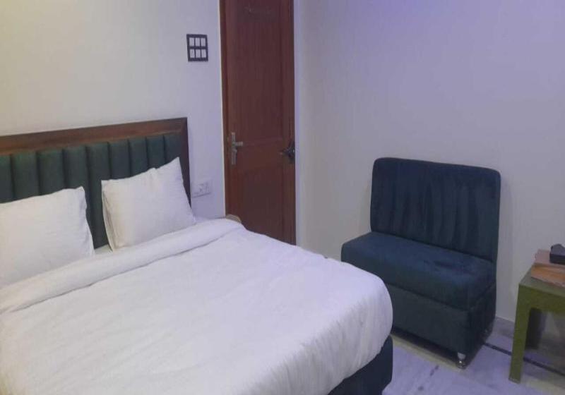 فندق The Kashi Inn