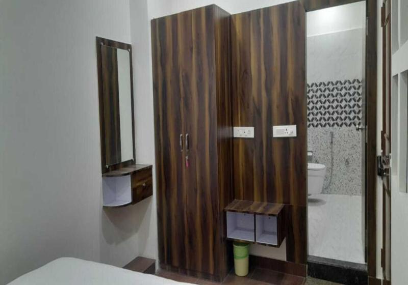 فندق The Kashi Inn