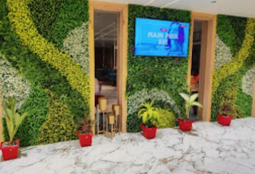 בית מלון כפרי The Orion Junagarh