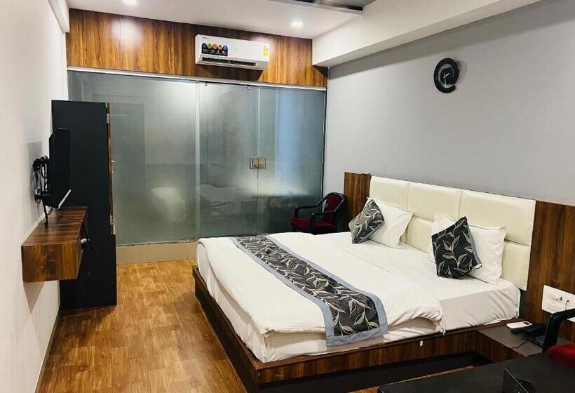 호텔 The Valentine