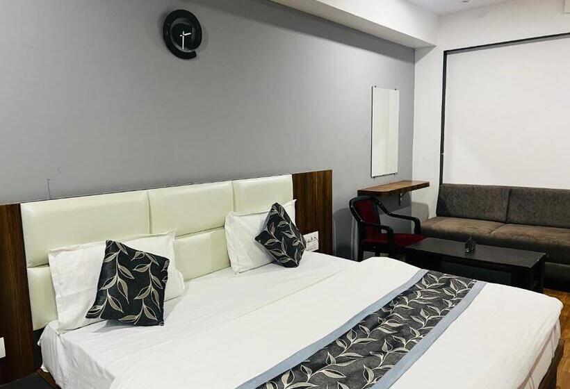 호텔 The Valentine