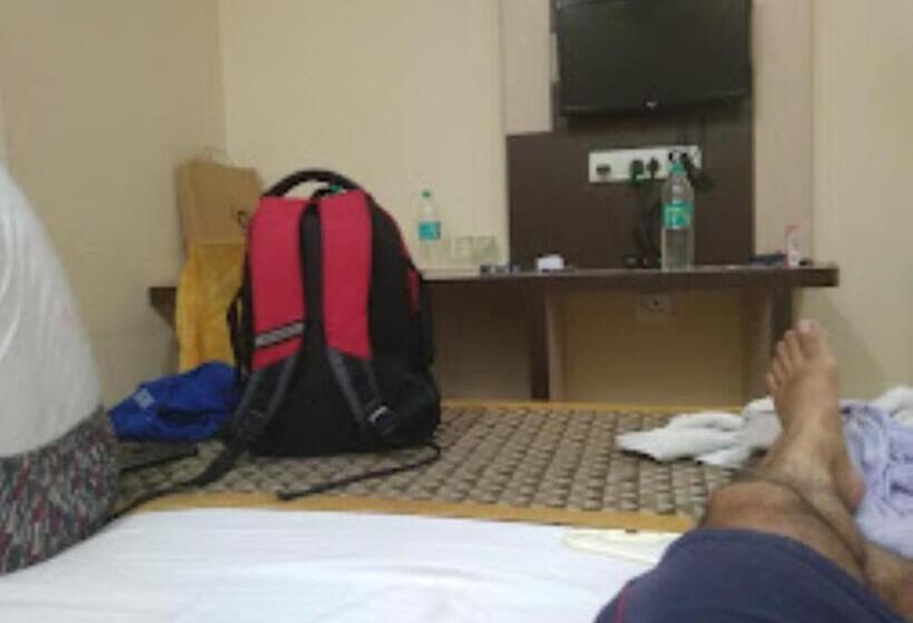 호텔 Triumph Inn Bhubaneswar