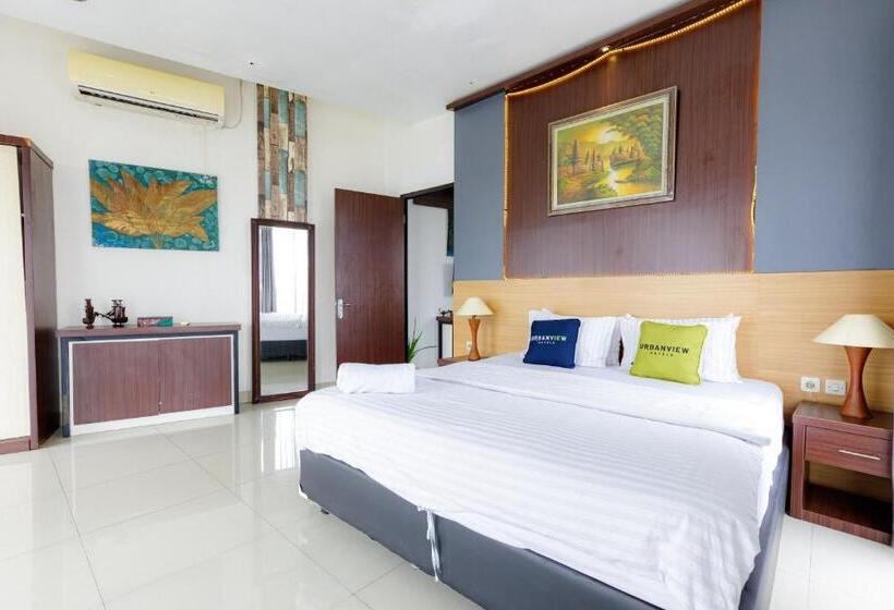 فندق Urbanview Srb Near Mall Ciputra Cibubur By Reddoorz