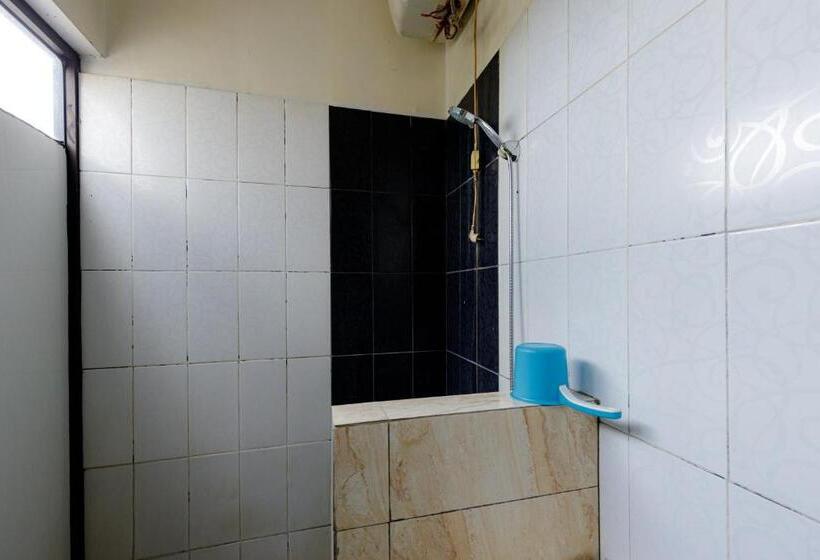 فندق Urbanview Srb Near Mall Ciputra Cibubur By Reddoorz