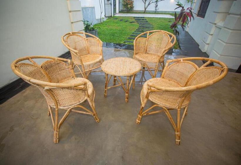 ホテル Villa Risithenmi