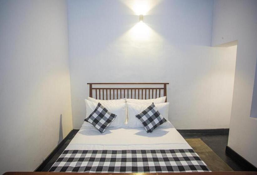 ホテル Villa Risithenmi