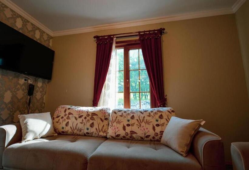 Monoi̇r Sui̇te Apart In Uzungöl