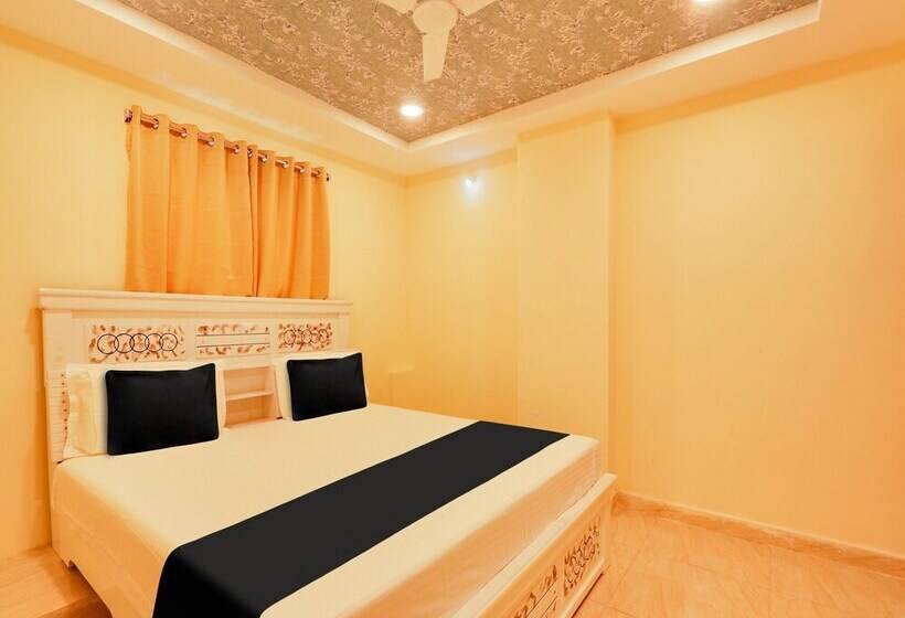 Oyo Flagship Hotel Bommarillu