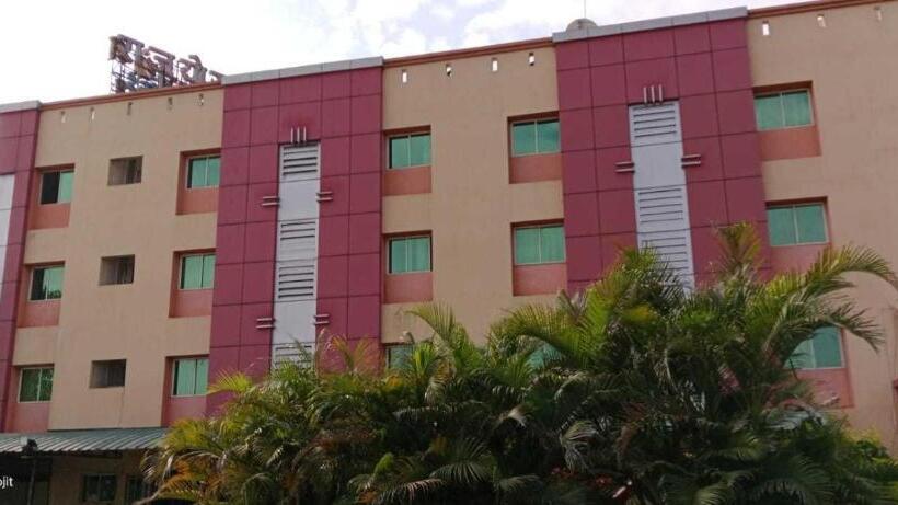 בית מלון כפרי O Khandesh