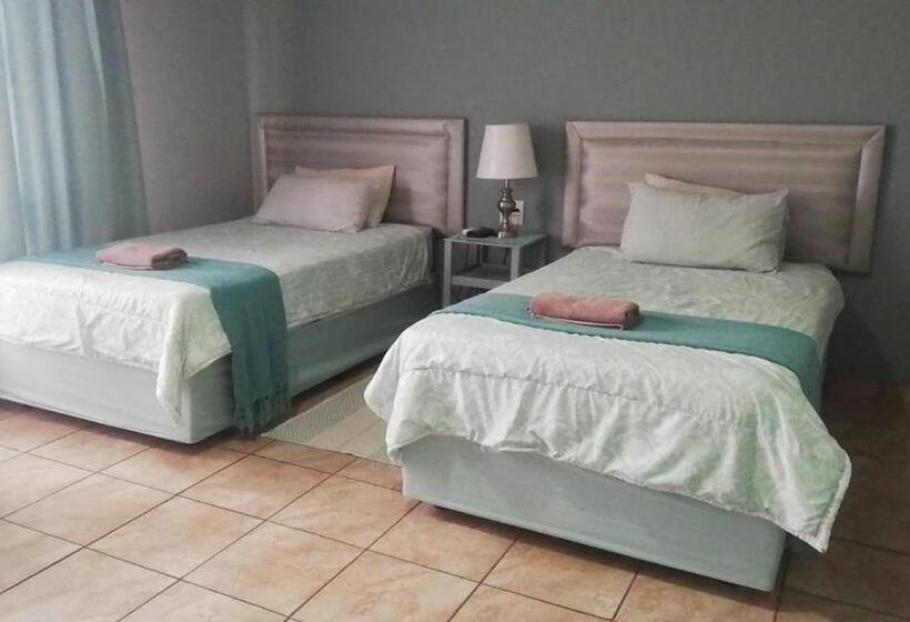 ペンション Apollo Guest House