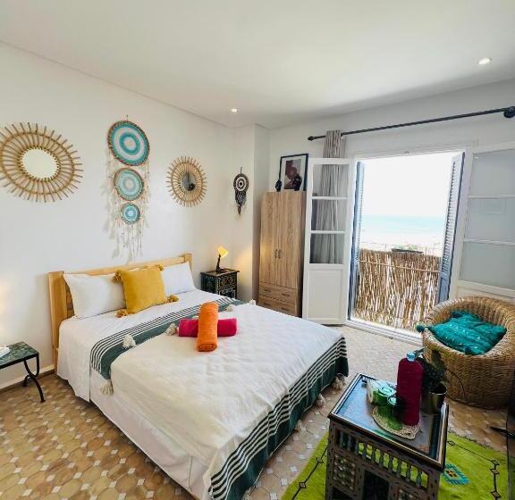 膳宿费 Art Riad Au Bord De La Mer 2