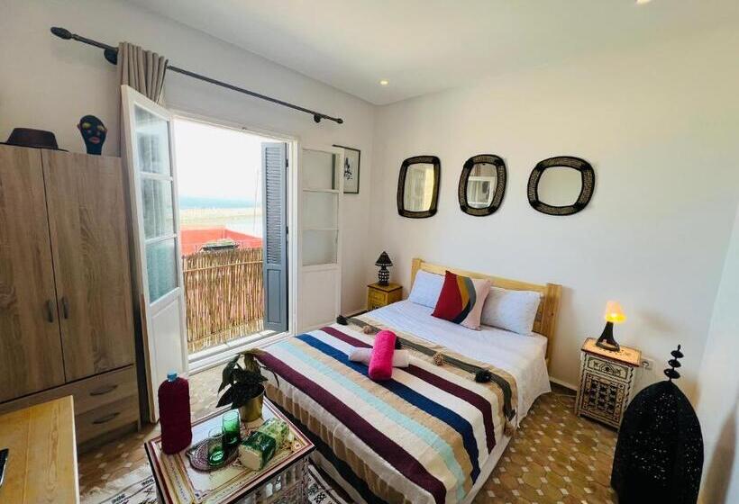 膳宿费 Art Riad Au Bord De La Mer 2