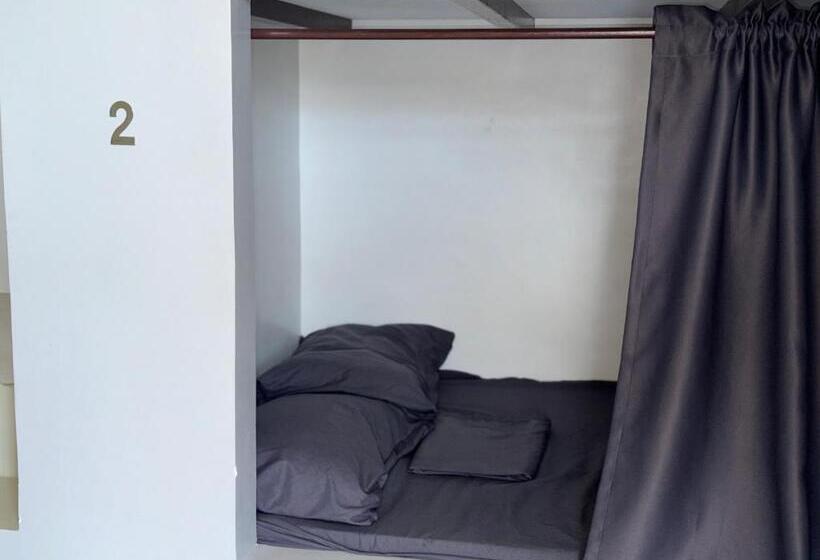 פנסיון Dante S Hideaway Guest House