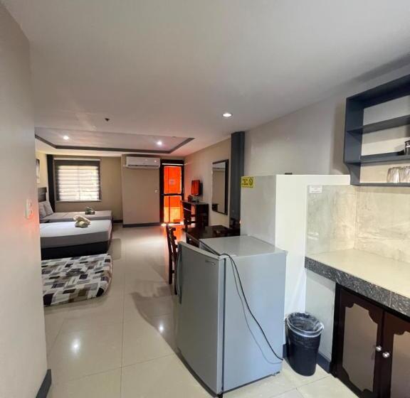 פנסיון Dante S Hideaway Guest House