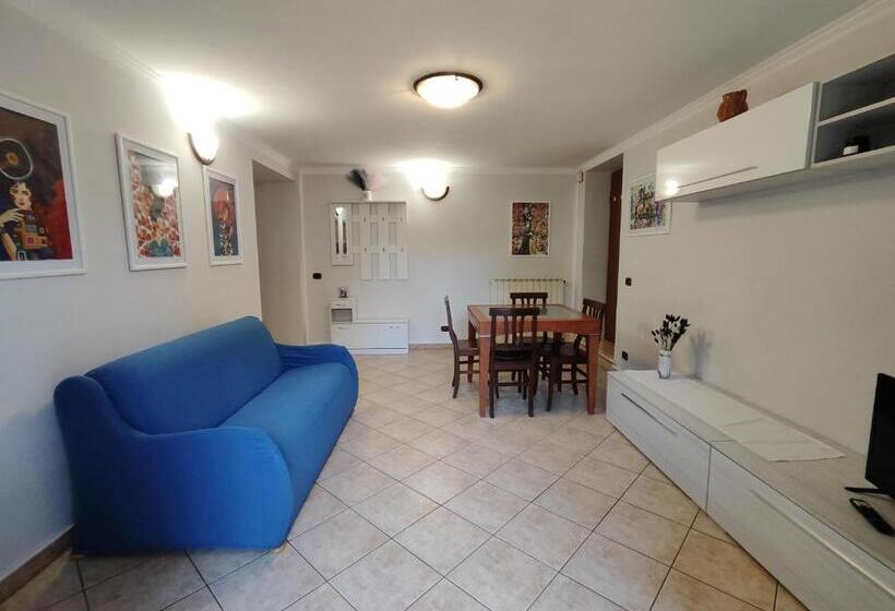 بنسيون Domus Laurenza