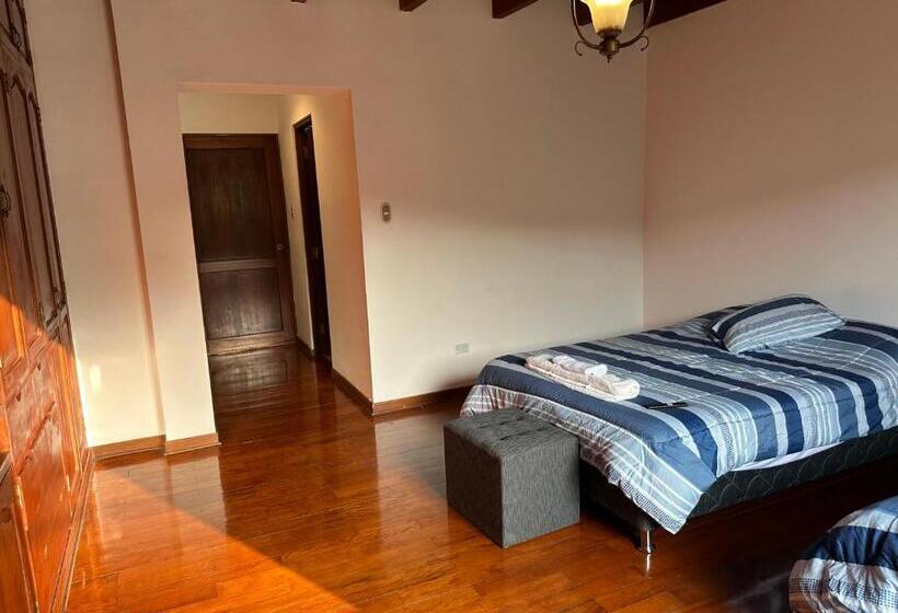 پانسیون Habitacion Doble Vista A La Huaca Miraflores