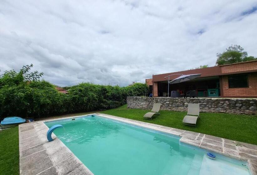 Пансион Las Pircas 182