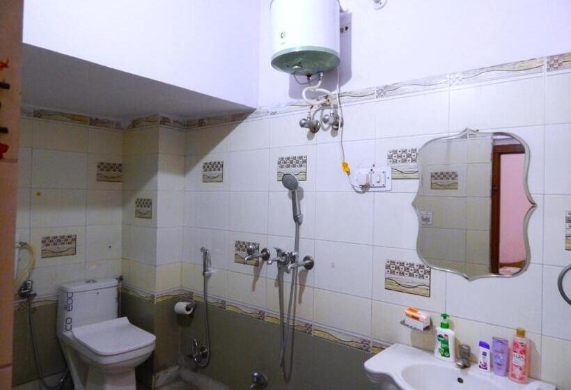 Пансион Nirvan Ika