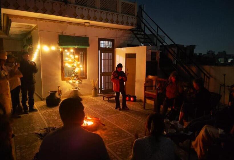 Пансион Nirvan Ika