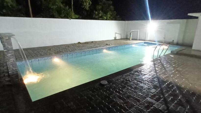 膳宿费 Sol Rouge Private Pool Villa