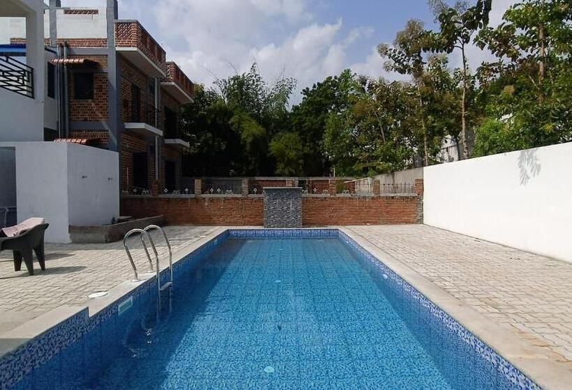 膳宿费 Sol Rouge Private Pool Villa